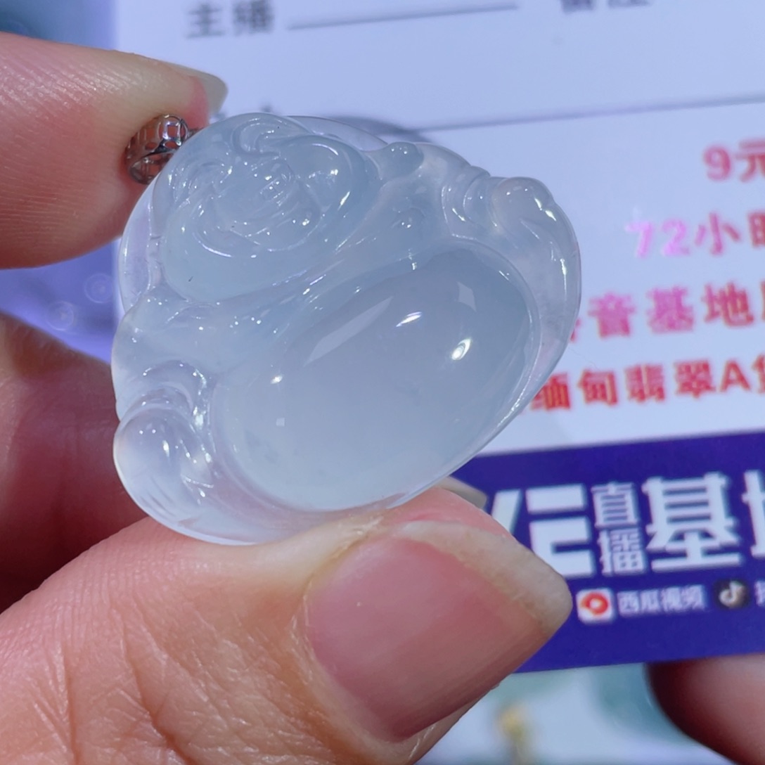 翡翠颈饰18K金镶嵌佛公