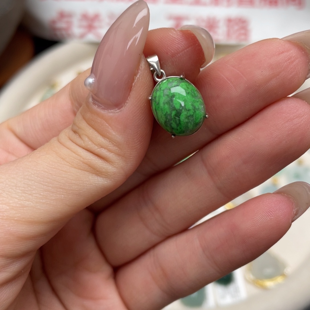 翡翠银S925镶嵌颈饰