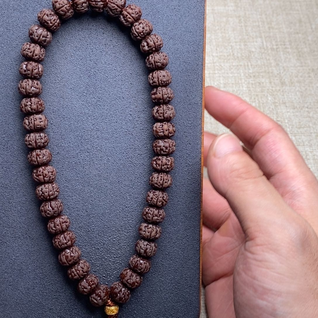 浅***爱金刚菩提吊坠老树