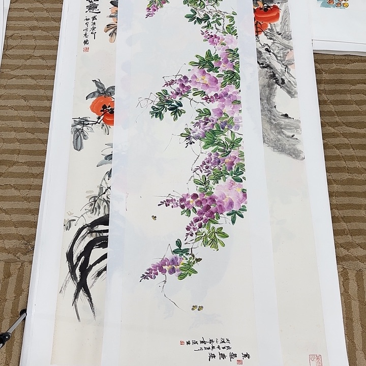 国画地****了花鸟的翅膀和翅膀是一样