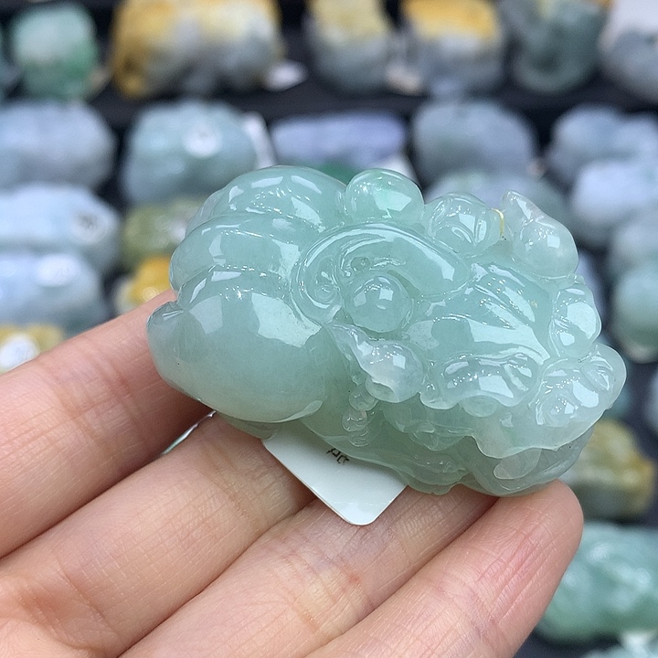 翡翠未镶嵌颈饰天然缅甸A货翡翠貔貅吊坠