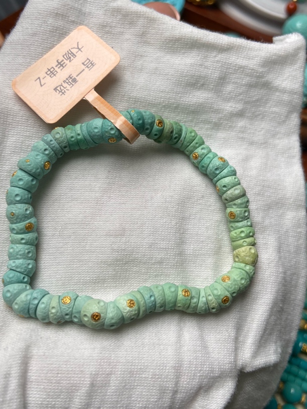 原矿精品绿松石手串弹力绿色手工清新