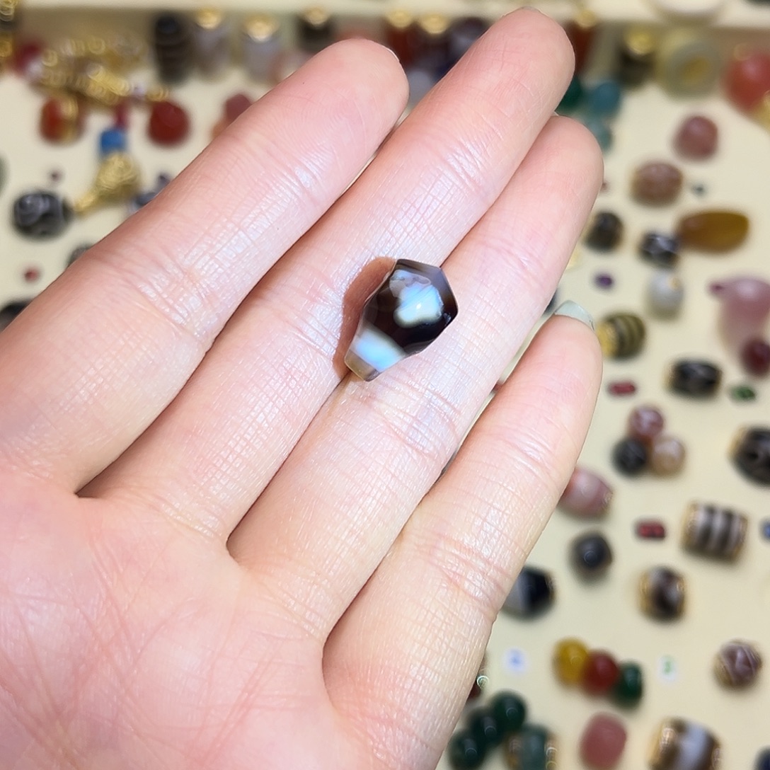 玛瑙/玉髓未镶嵌卡9.4