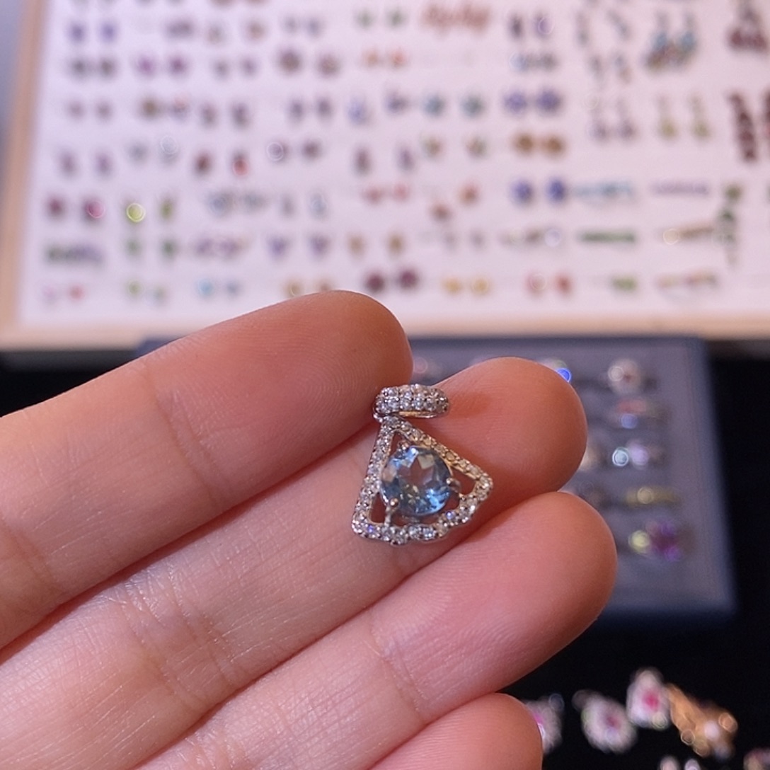 听***。托帕石颈饰银S925镶嵌