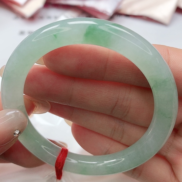 翡翠手镯未镶嵌缅甸天然A货翡翠