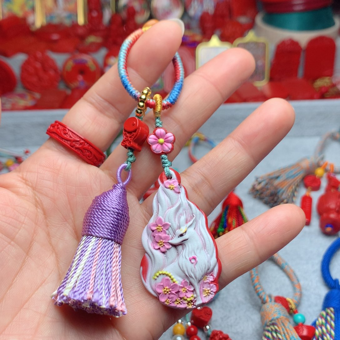 天然辰砂工艺品朱砂钥匙扣包包挂