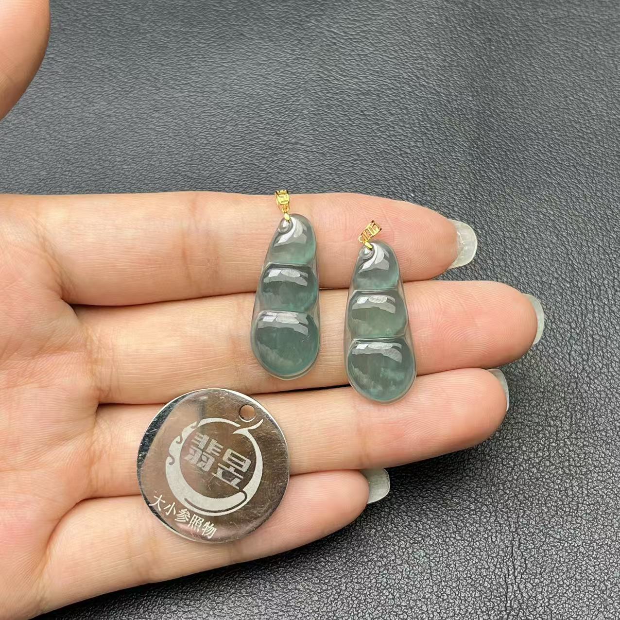 36346T09-3B04-天然A货翡翠豆子吊坠18k金扣-多样性发其一