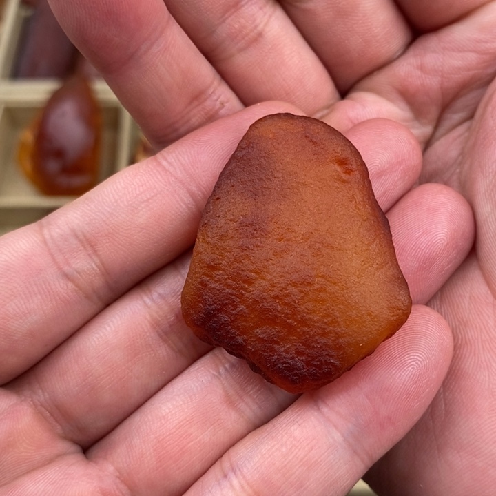 琥珀裸石未镶嵌蜜蜡裸石
