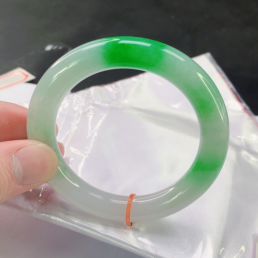 翡翠手镯未镶嵌049缅甸天然翡翠A货