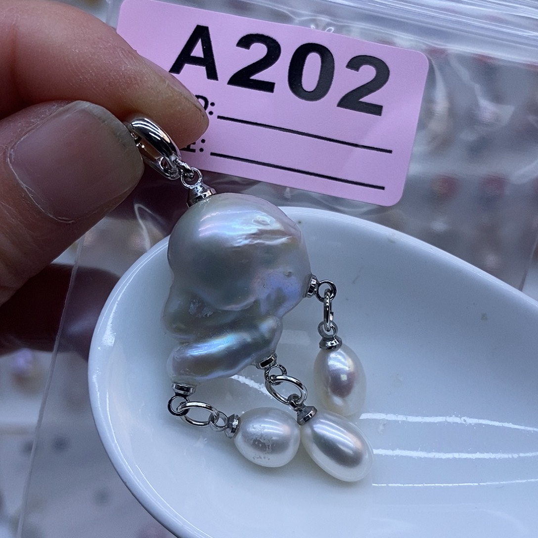 颈饰淡水珍珠未镶嵌