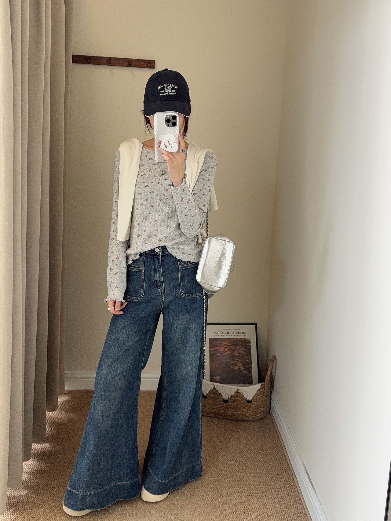 程程甄选  韩系复古田园风木耳边碎花坑条百搭打底衫1236