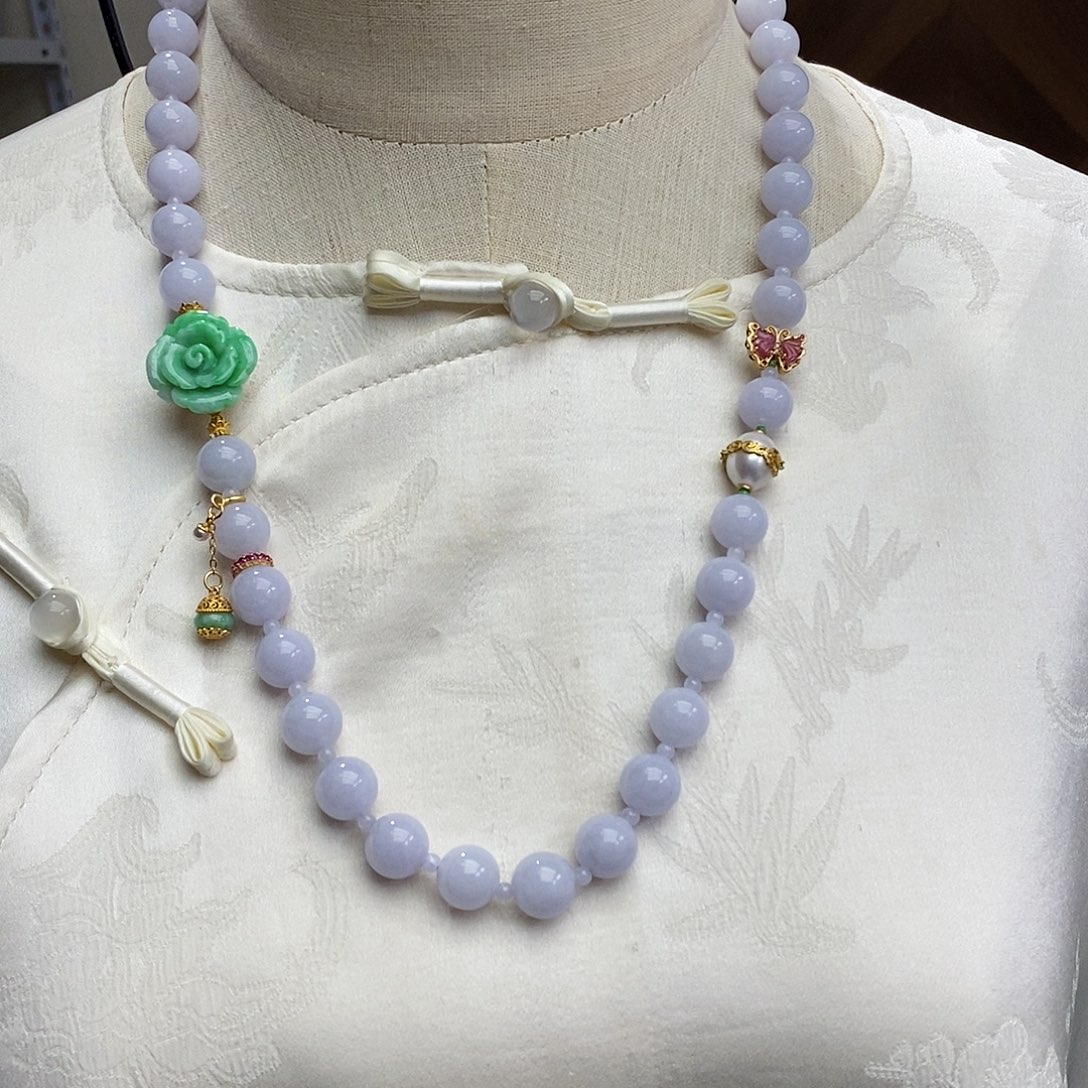 翡翠颈饰未镶嵌天然