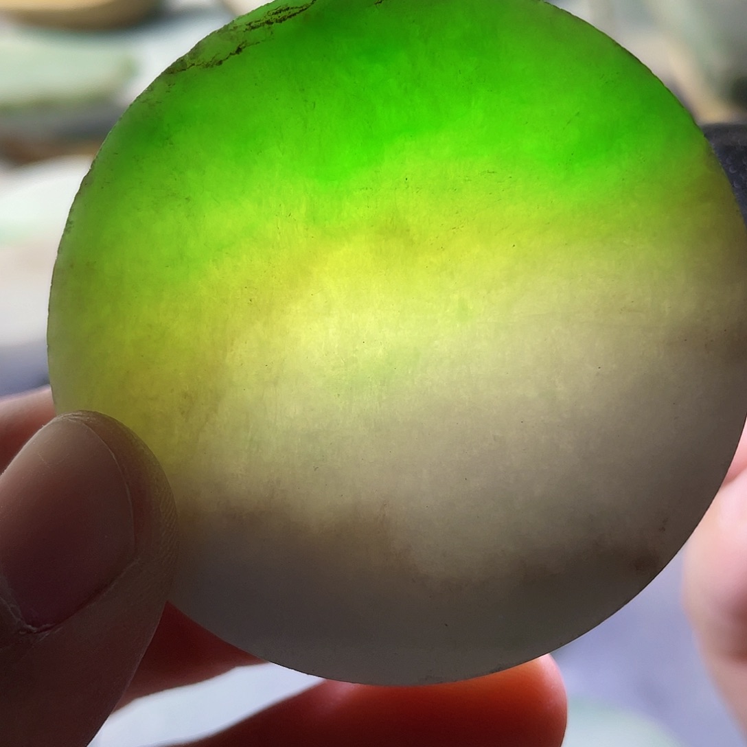 翡翠颈饰未镶嵌毛料16