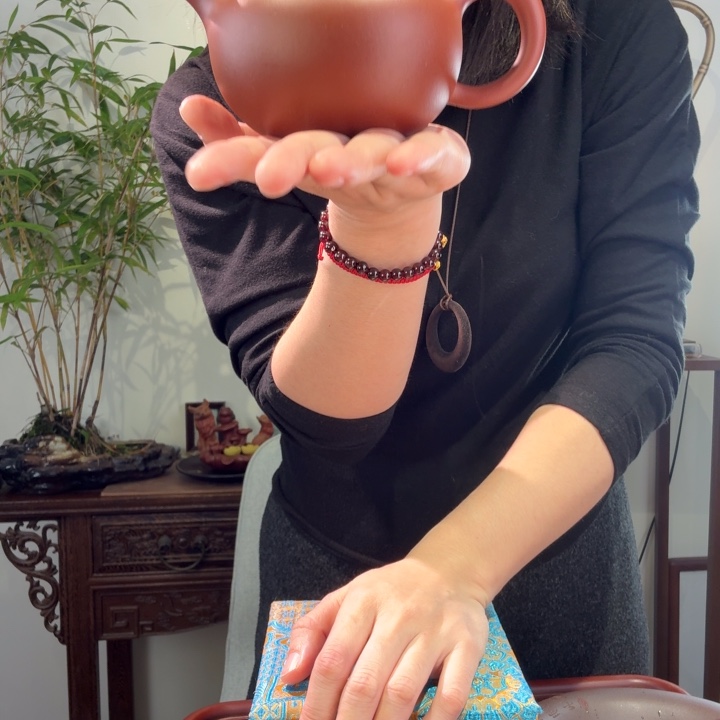 紫砂茶壶哈哈哈笑哈哈