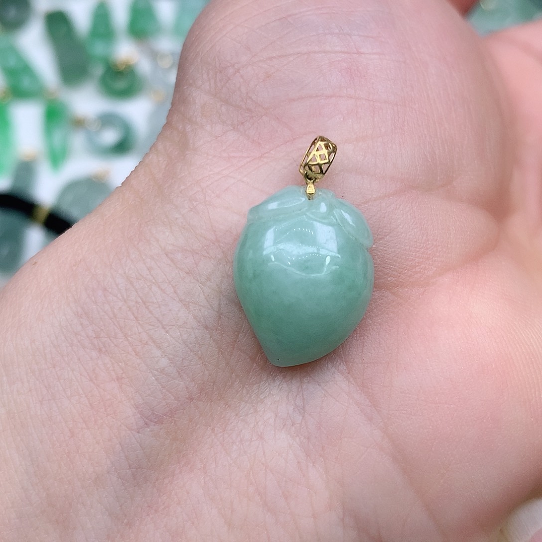 翡翠吊坠(不含链)18K金镶嵌