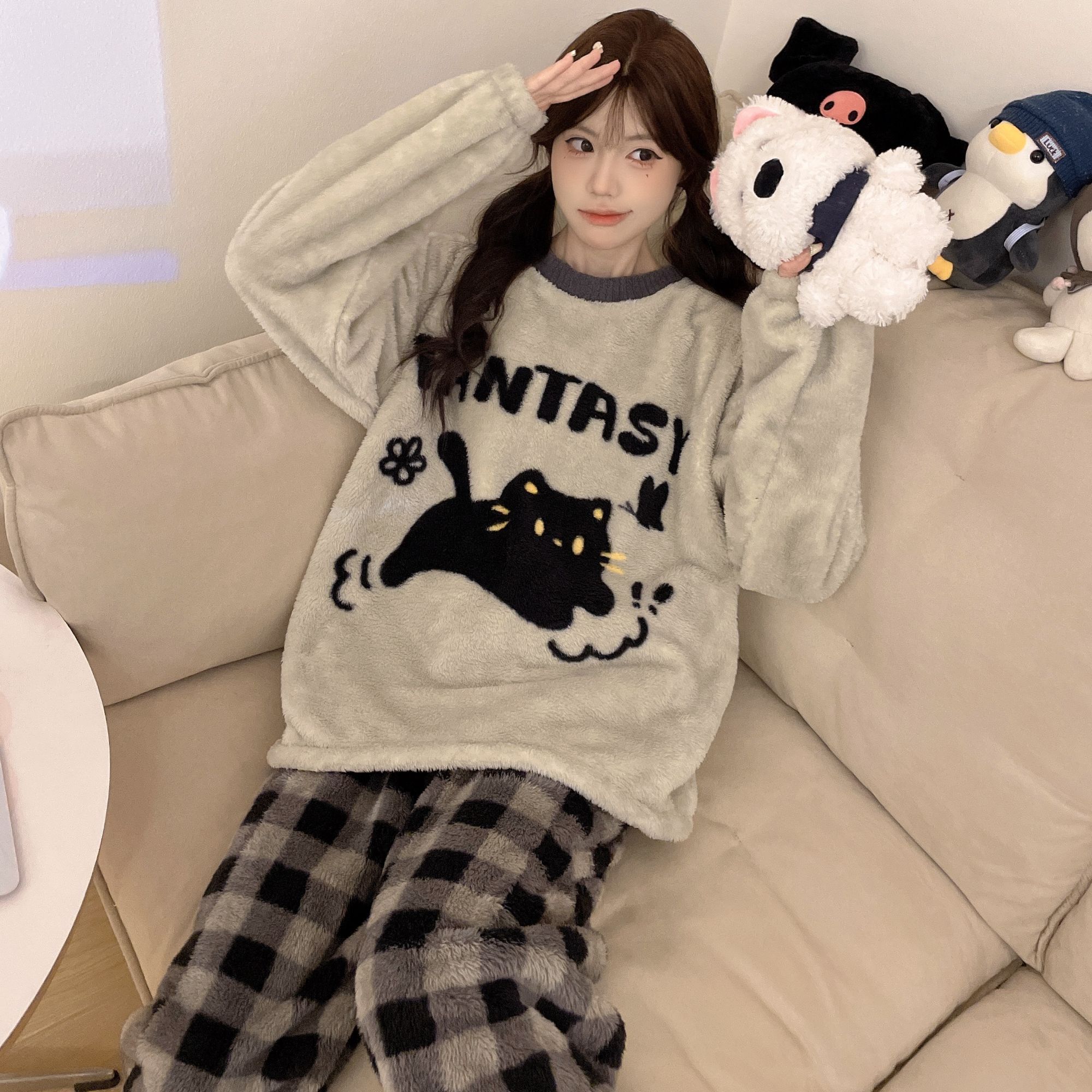 冬季新款卡通灰色黑猫珊瑚绒睡衣女加绒加厚高级舒适家居服可外穿