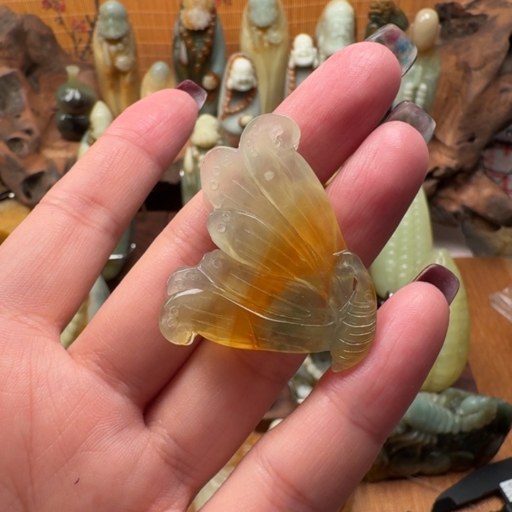 蛇纹石玉未镶嵌吊坠