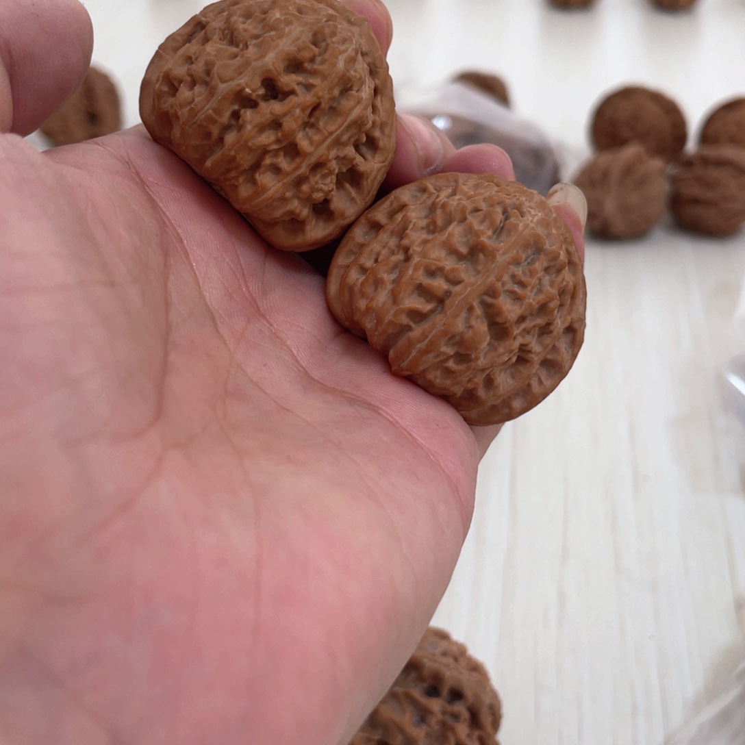 会***好吊坠文玩核桃三角白