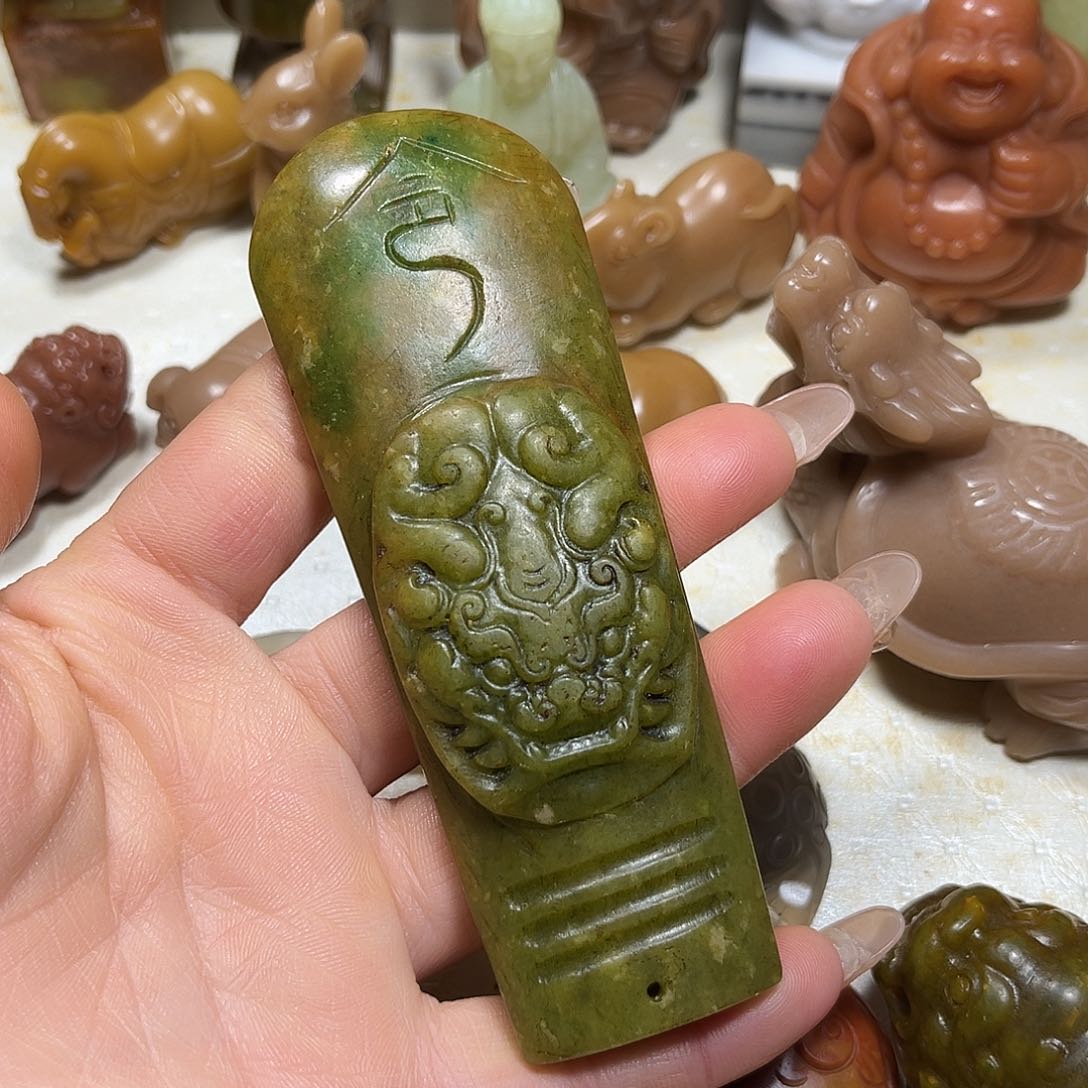 白玉菩提吊坠白玉菩提吊坠