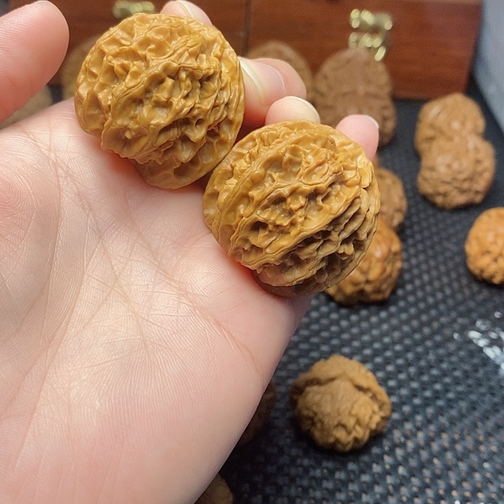 文玩核桃把件38苹果