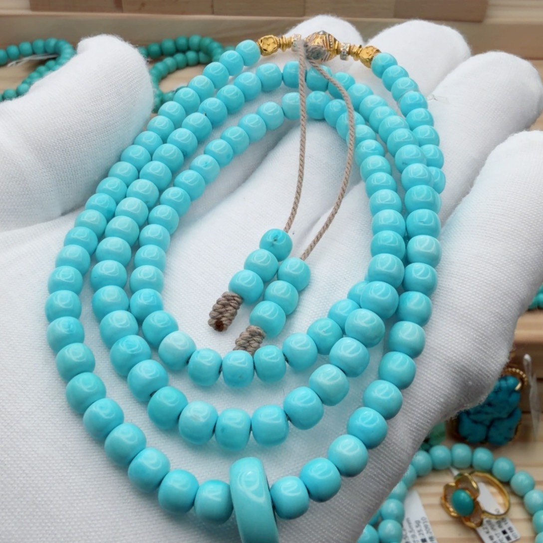 绿松石未镶嵌珠宝奇石