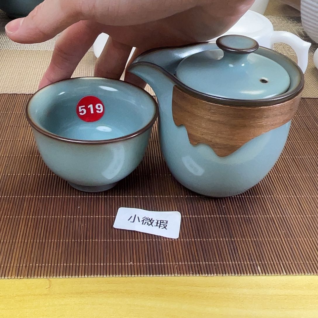 瓷片。。。。。。。。。。。。。。。