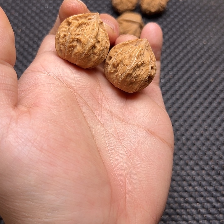 文玩核桃吊坠萌萌筋