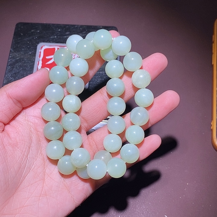 涛***旧和田玉（糖玉）未镶嵌手链