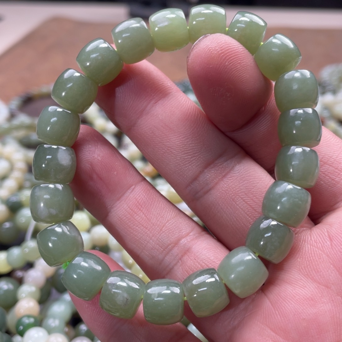 和田玉手链未镶嵌