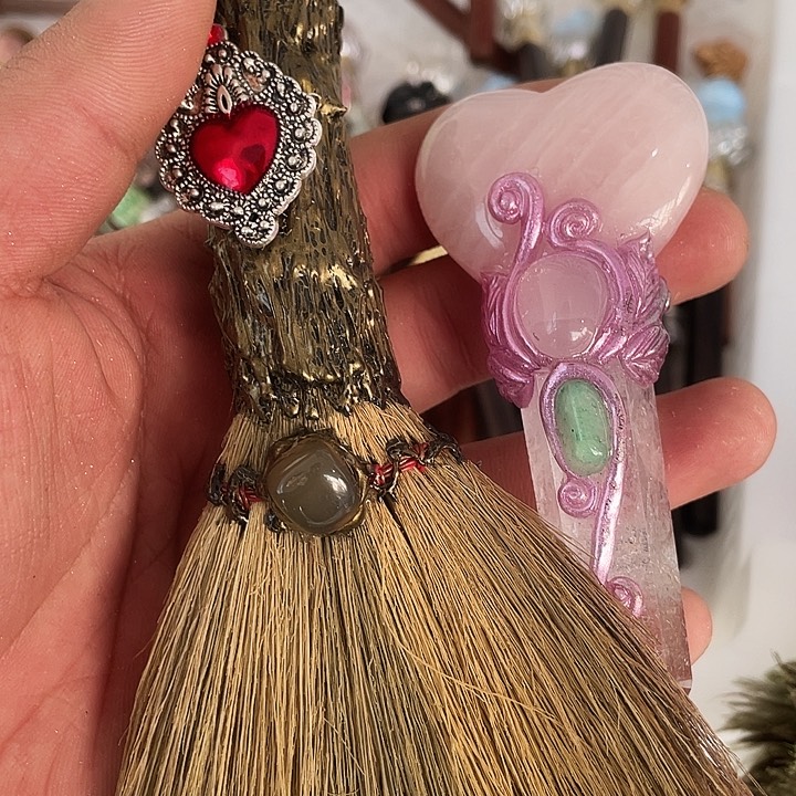 紫晶摆件未镶嵌六*门