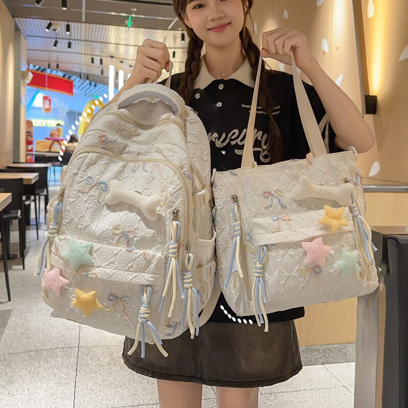 书包女生初中生高颜值可爱双肩包小学生高中生大容量简约轻便背包