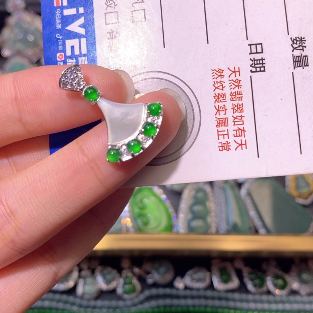 翡翠银S925镶嵌颈饰