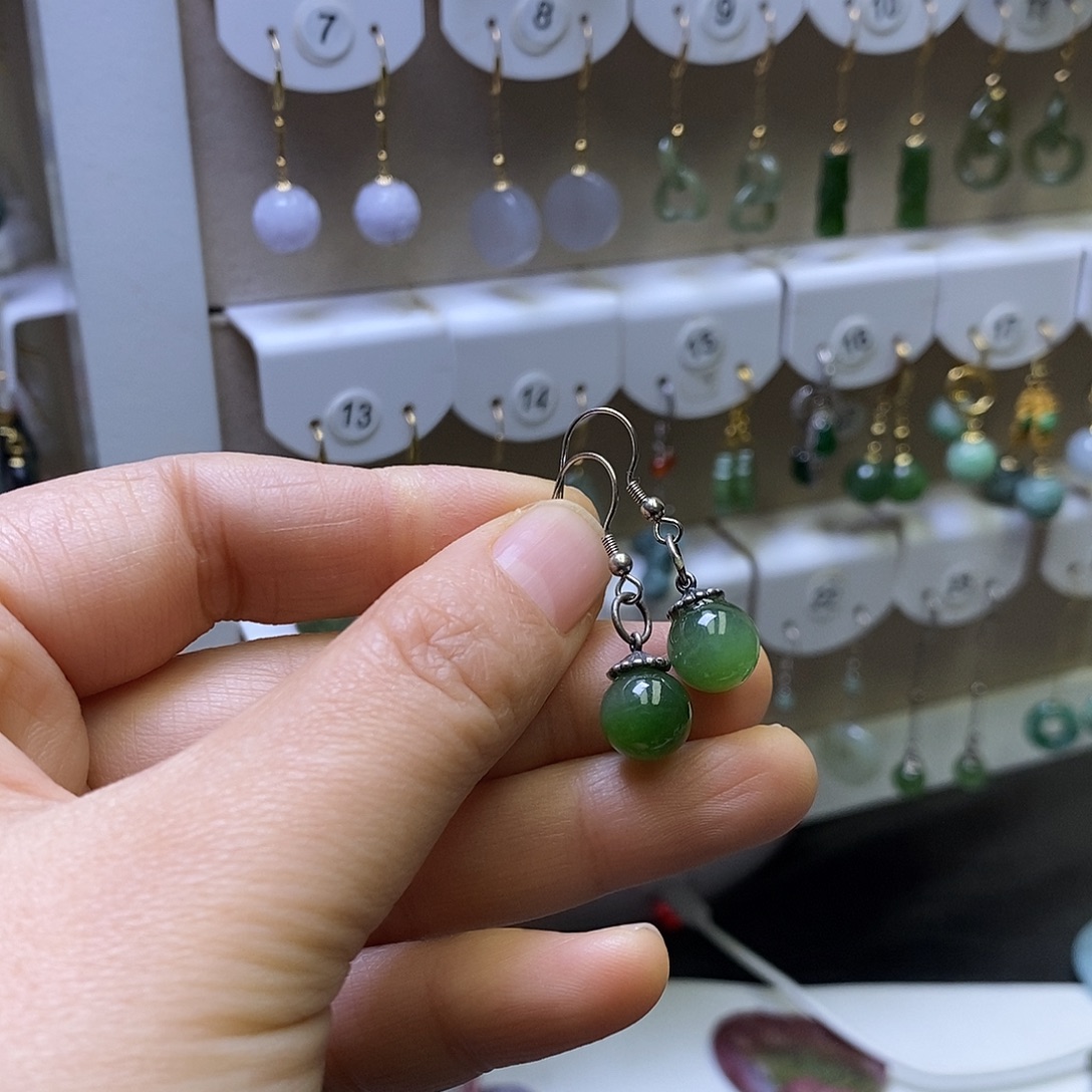 和田玉银S925镶嵌耳饰