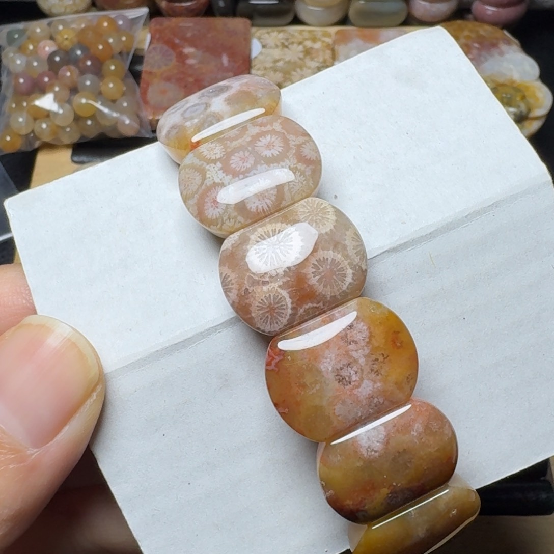 硅化玉黄粉未镶嵌