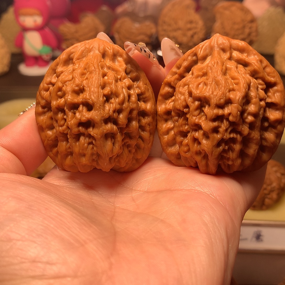 文玩核桃吊坠全品大金公子45➕5克毕业