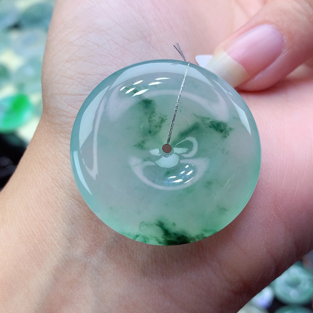 翡翠颈饰未镶嵌81尺寸33.6-6.4