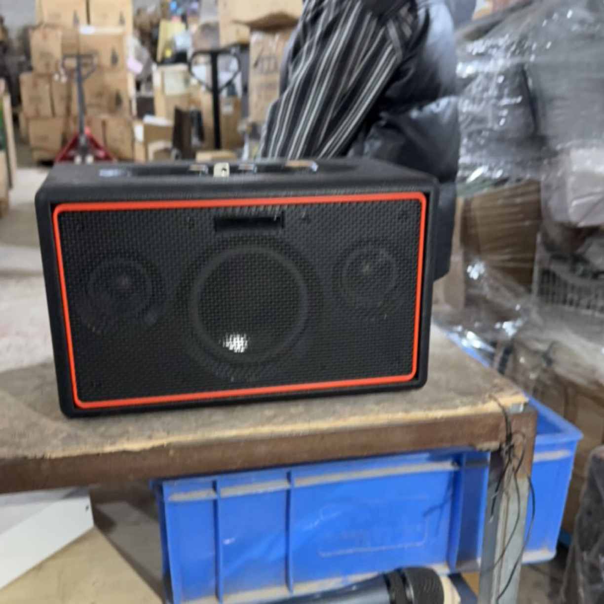 9新  插电款2.1电源线一个库存