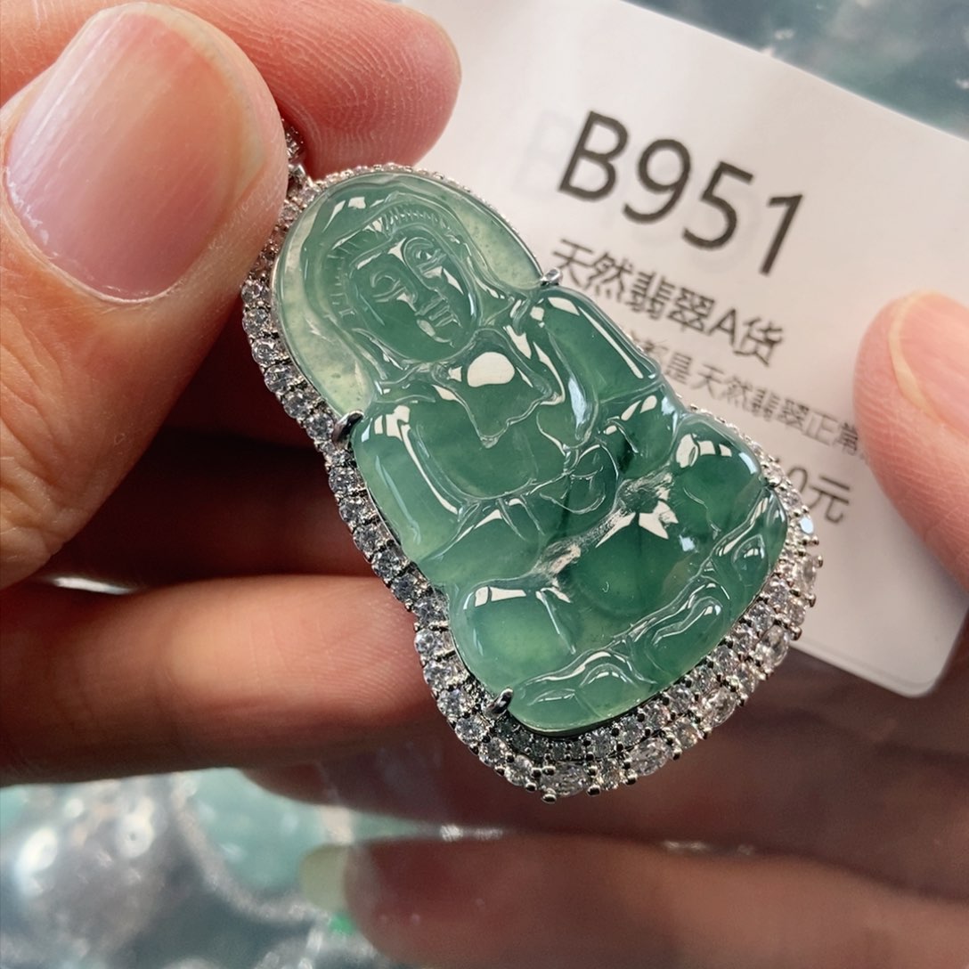 【闪购商品】翡翠吊坠(不含链)未镶嵌