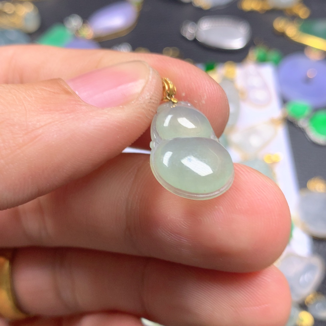 【闪购商品】翡翠颈饰18K金镶嵌翡翠