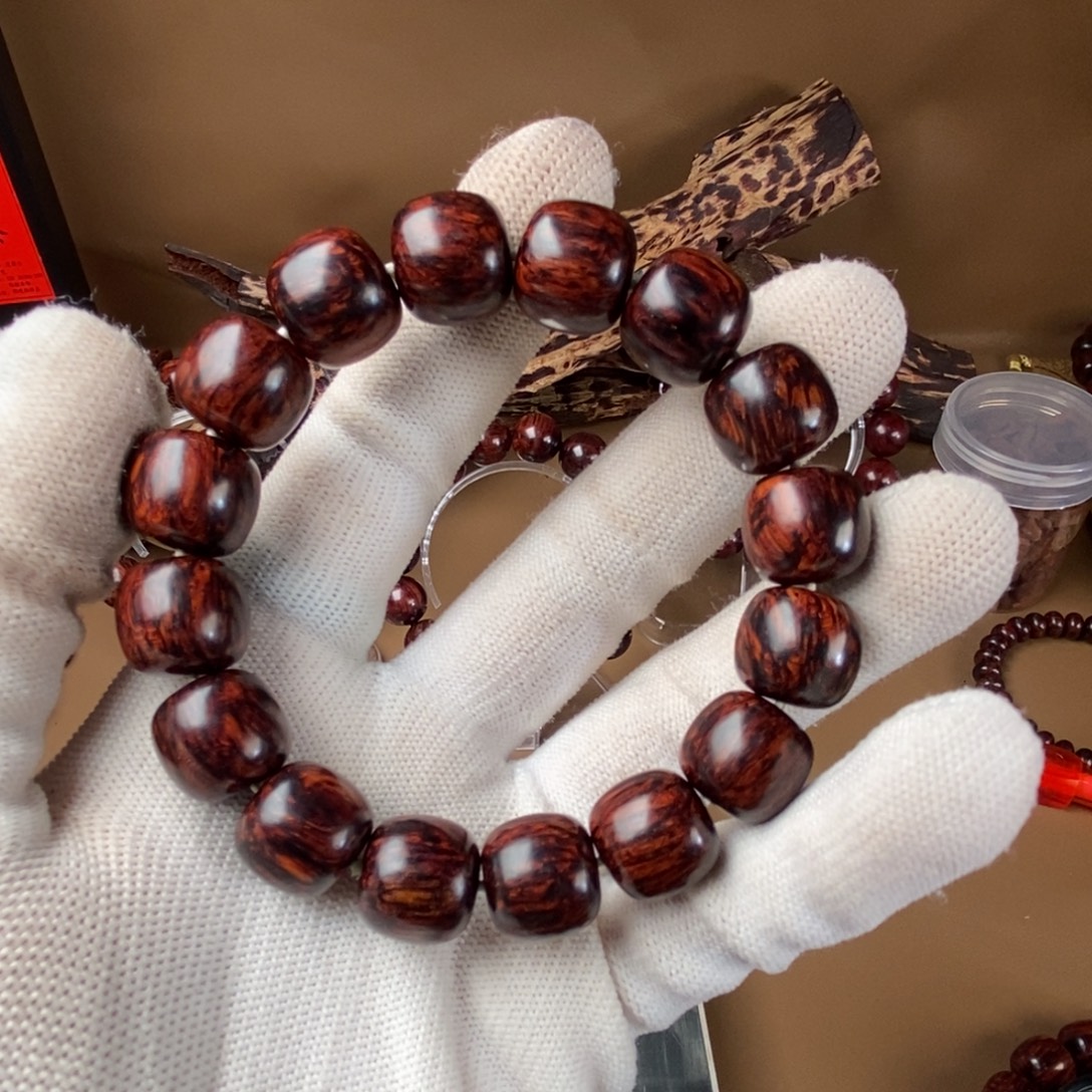 小***8无事牌降真香13/14