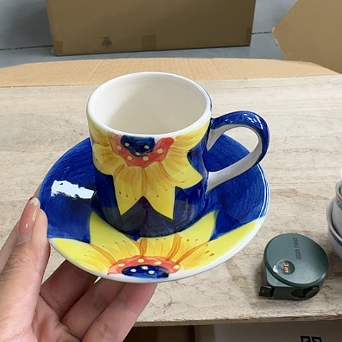 瓷器。瓷器。瓷器。  