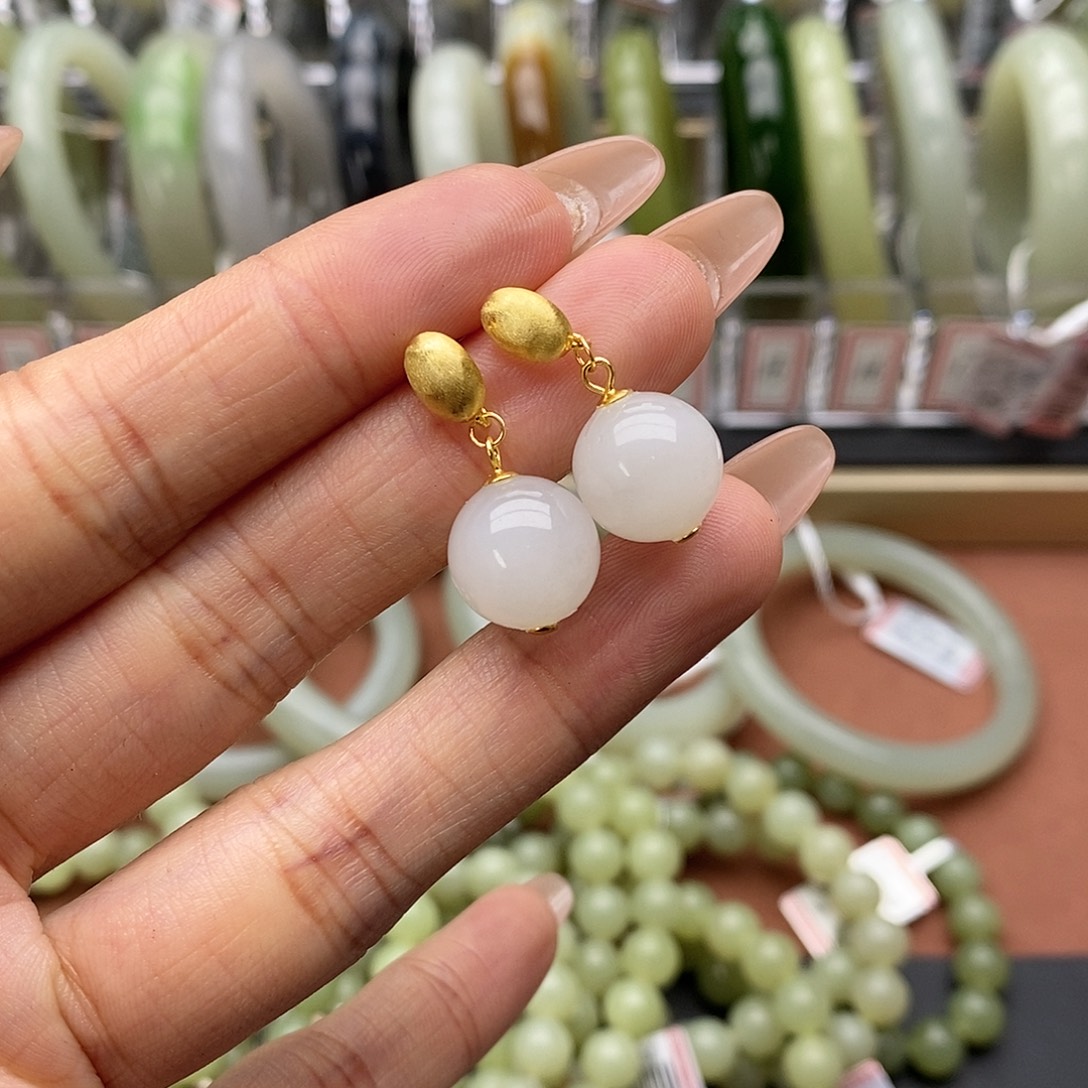 和田玉银S925镶嵌耳饰