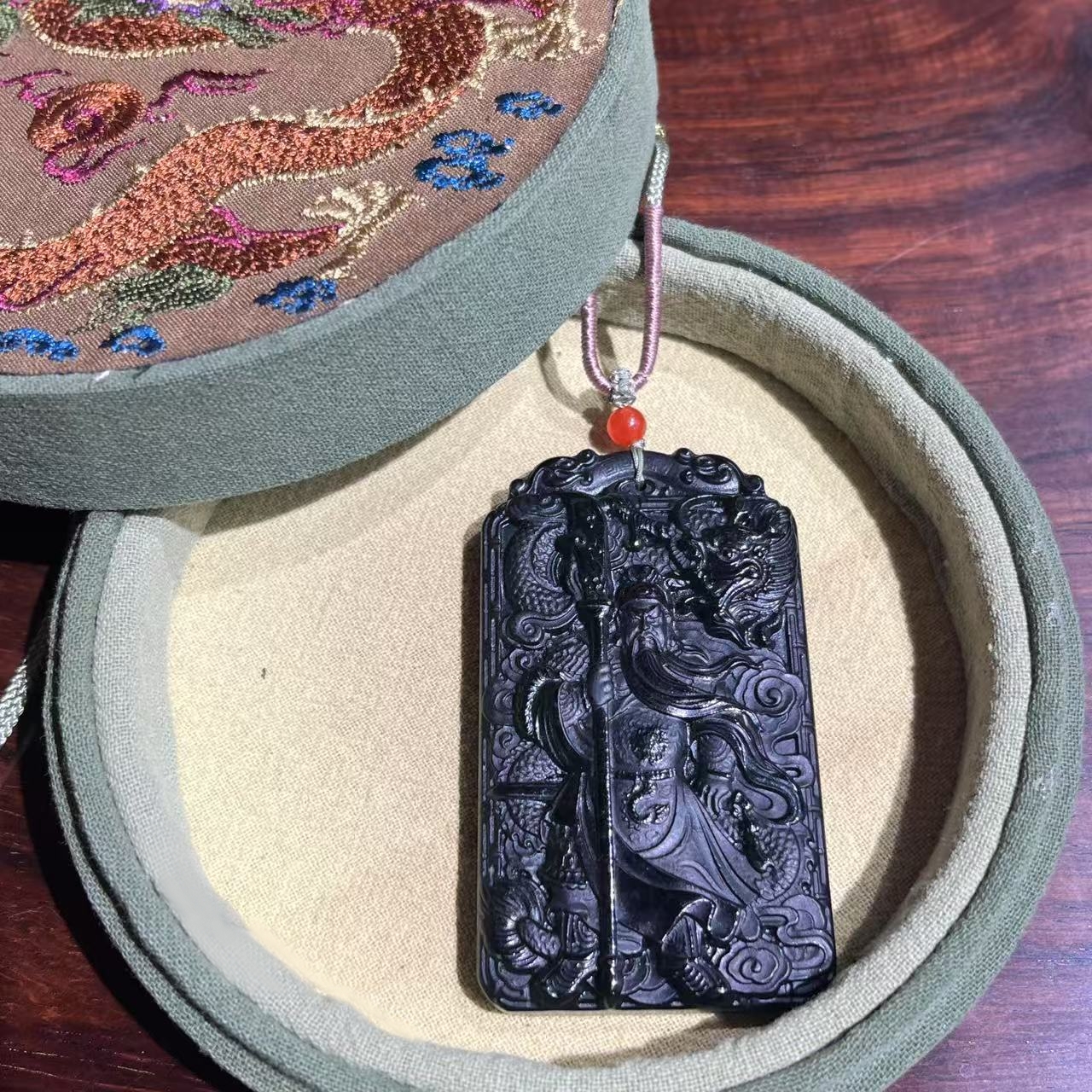 【玉器】和田玉关公牌