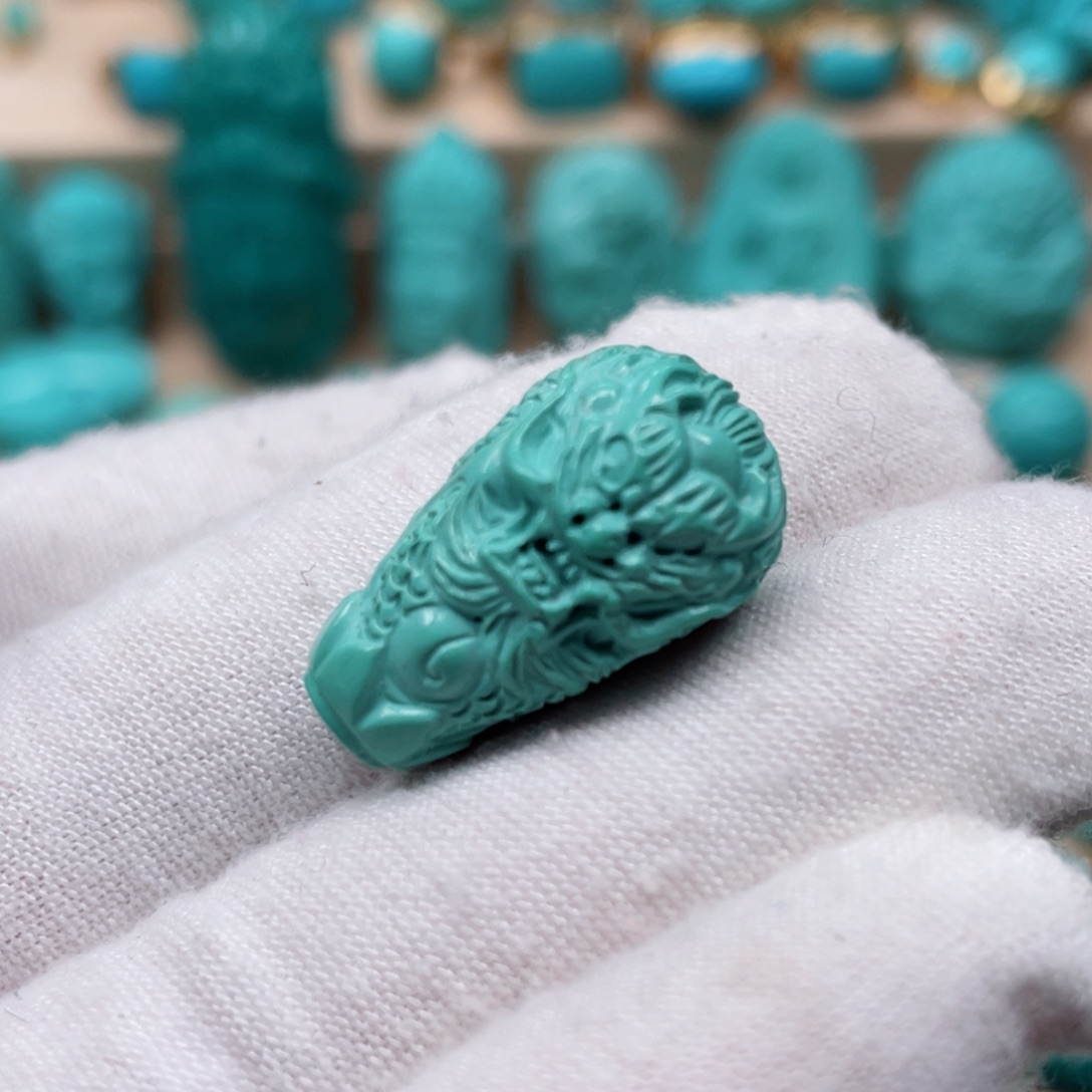 绿松石珠宝奇石未镶嵌