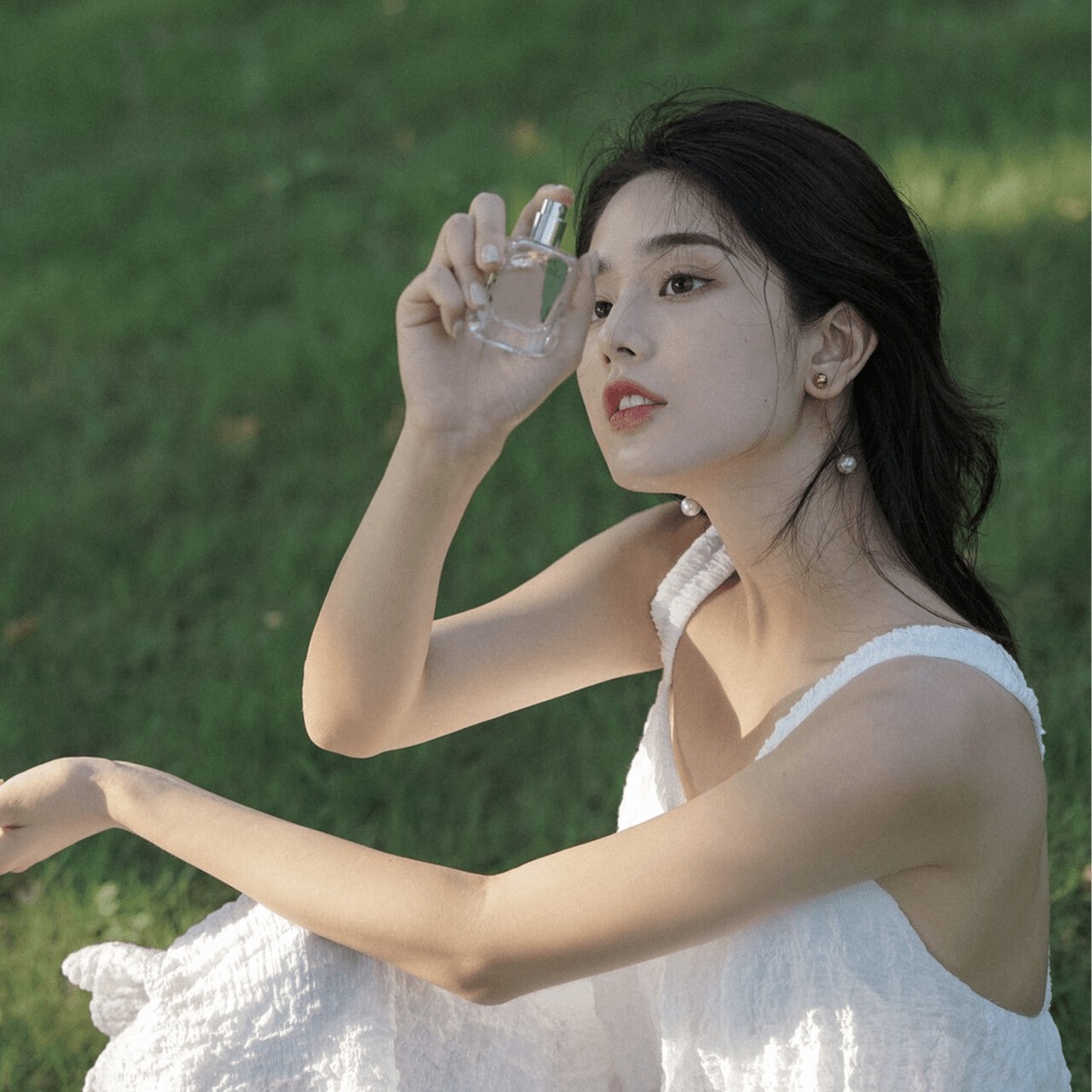 B家新款舒缓淡香小众持久香女