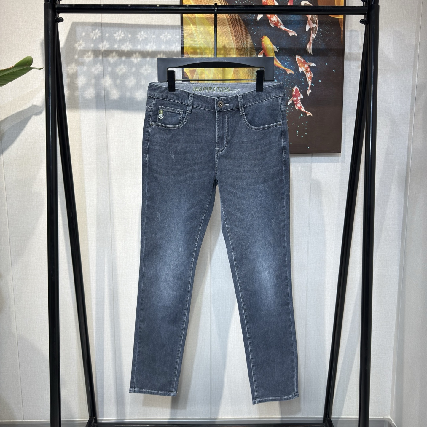 K762春夏男冰感直筒牛仔裤，凉感面料绣花设计，潮流百搭休闲长裤男