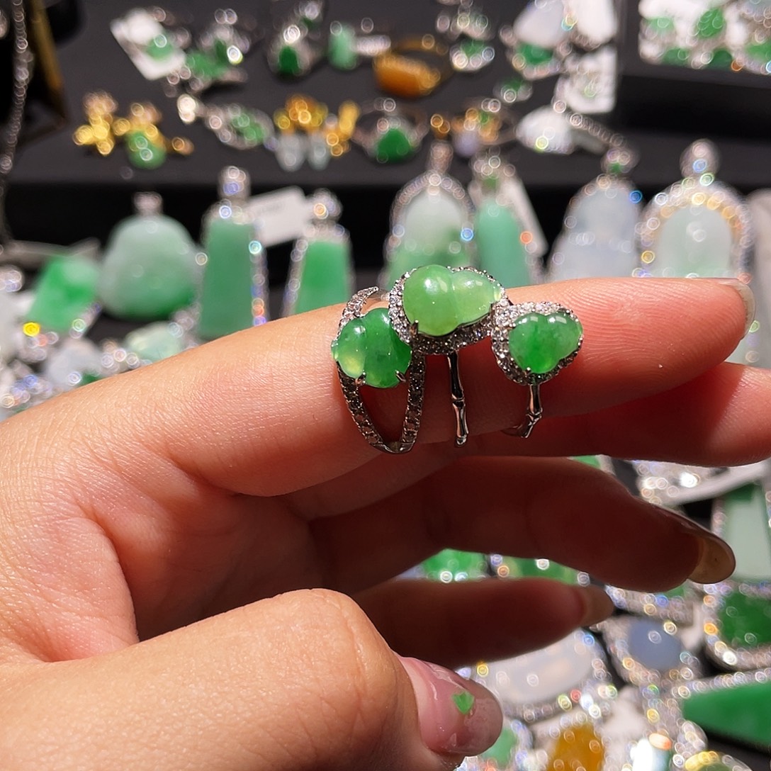 翡翠银S925镶嵌颈饰