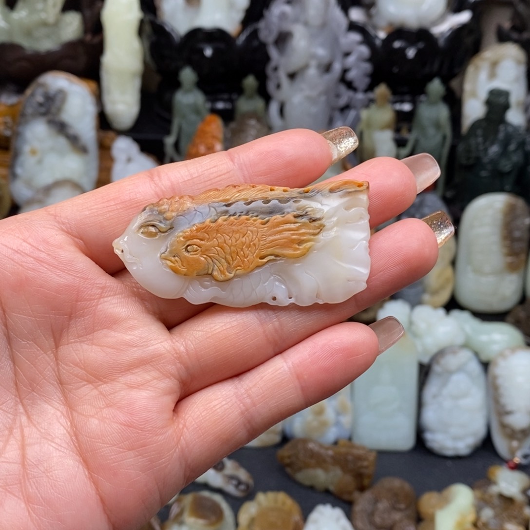 和田玉颈饰未镶嵌