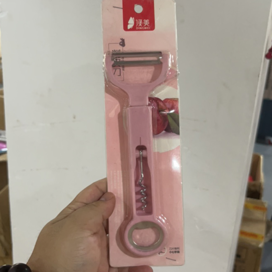多功能刮皮刀开瓶器