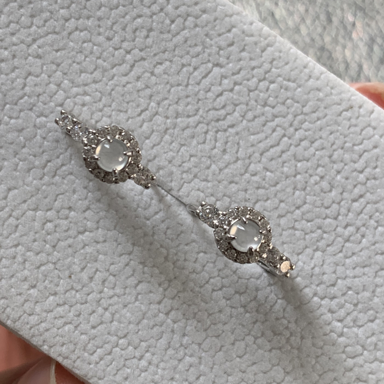 纯天然缅甸翡翠A货高冰耳扣小精致